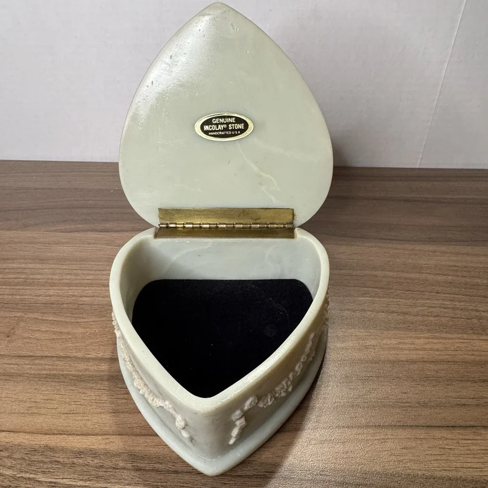 Vintage Incolay Stone Gray Heart Cameo Jewelry Box Doves Roses Velvet Lined 6x6